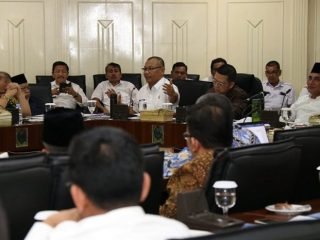 Akhyar Minta Pejabat Eselon III dan IV di Daerah Jangan Dihapus