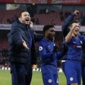 Frank Lampard bersama para pemain Chelsea seusai menang atas Arsenal pada pekan ke-20 Liga Inggris 2019-2020.(AFP/IAN KINGTON)