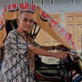 Azwar, 80, saat ditemui di seputaran Jalan Sei Bahorok Medan,