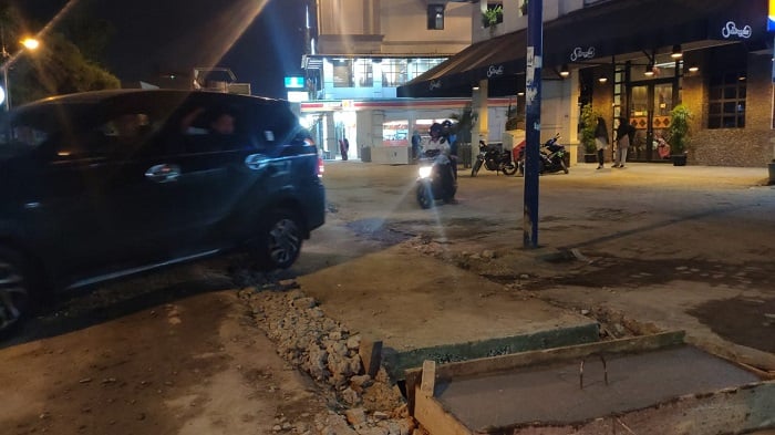 Proyek Drainase Dinas Pekerjaan Umum Kota Medan di Jalan Multatuli Medan. (Foto: Irwan Sitorus/kaldera)