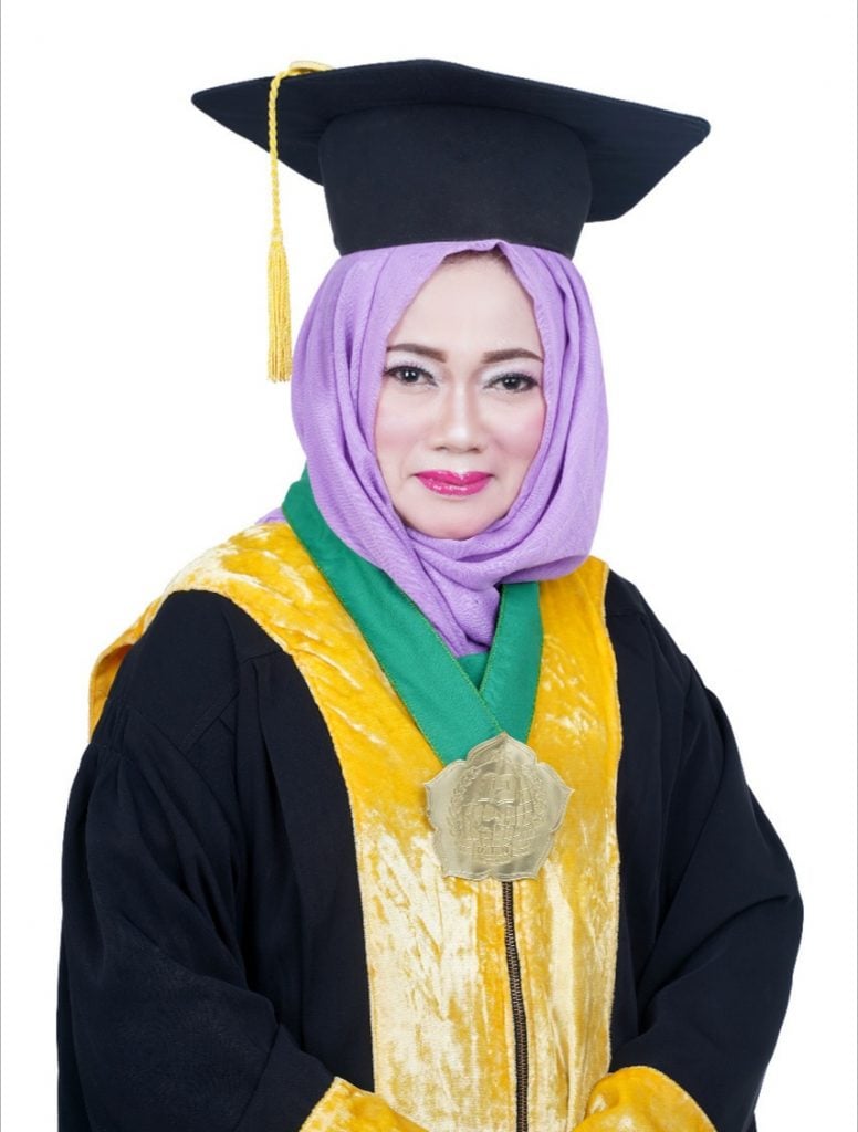 Prof. Dr. Hj. Tien Rafida M.Hum