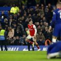 Ekspresi pemain Arsenal, Hector Bellerin, usai membuat gol penyeimbang saat melawat ke markas Chelsea. Skor 2-2 menutup laga di Stamford Bridge.