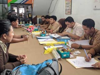 Seleksi calon anggota PPK (Panitia Pemilihan Kecamatan) di Kantor KPU Kota Medan.