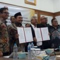 Penyerahan syarat dukungan Bakal Pasangan Calon Bupati dan Wakil Bupati serta Wali kota dan Wakil Wali kota kepada KPU Kabupaten/Kota Pilkada Serentak.