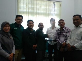 Pimpinan Wilayah (PW) Alwashliyah Sumatera Utara menerima surat keputusan (SK) PW Ikatan Sarjana Alwashliyah (ISARAH) Sumut periode 2019-2023.