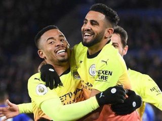 Pemain Manchester City Gabriel Jesus usai mencetak gol semata wayangnya ke gawang Kasper Schmeichel. (ist)