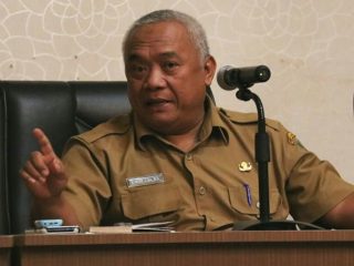 Plt Dirut PD Pasar Kota Medan, Nasib Purba.