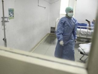 Kementerian Kesehatan Achmad Yurianto mengatakan pihak Imigrasi telah mendeportasi warga negara Jepang yang terduga terinfeksi virus corona (coronavirus) atau COVID-19. Ilustrasi.