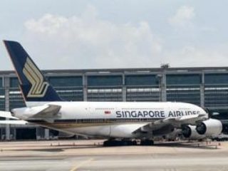 Virus Corona, 30 Penerbangan Singapore Airlines Batal ke RI