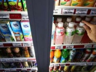 Pengusaha mengaku keberatan dengan rencana pemerintah yang akan mengenakan cukai untuk minuman berpemanis.