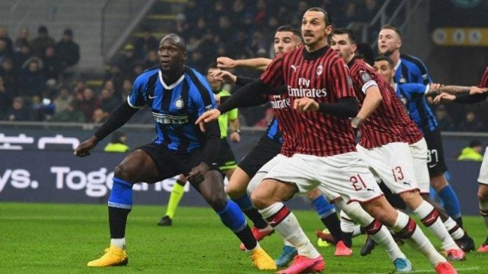AC Milan dan Inter Milan bersaing ketat di puncak klasemen setelah meraih poin penuh dari lawan masing-masing, Minggu (20/12/2020).