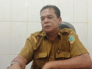 Kepala Sekolah SMA N 8 Kota Medan.