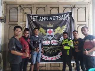 Tetap Kawal Pasien Sekarat Meskipun Dicaci Maki