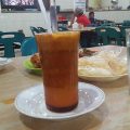 Teh Susu Telur (TST) Pak Haji. (kaldera/imran/pkl)