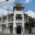 Gedung Warenhuis.