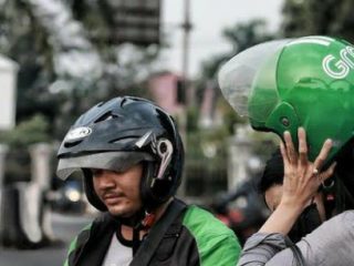 Cegah Corona, Pengguna Ojol Dianjurkan Bawa Helm Sendiri