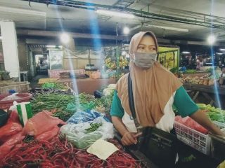 Meski Sepi, Pedagang Optimis Jualan di Tengah Pandemi Corona