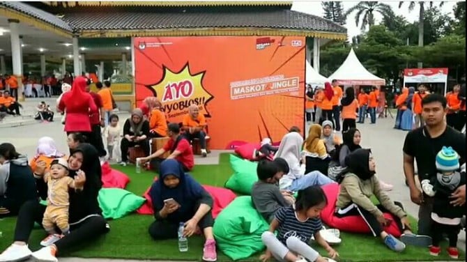 Jelang pemilihan Walikota dan Wakil Walikota Medan tahun 2020, KPU Kota Medan mengadakan sosialiasi serta launching Maskot dan Jingle Pilkada 2020, Minggu (1/03/2020) di Lapangan Merdeka Medan.