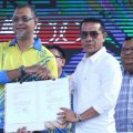 Kepala Dinas Perhubungan Kota Medan, Iswar Lubis saat penandatanganan MoU dengan Bank Sumut di Lapangan Benteng, Minggu (15/3/2020).