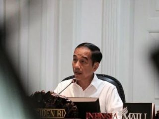 Jokowi Minta Pemda Siapkan APBD untuk Dampak Sosial Ekonomi Virus Corona