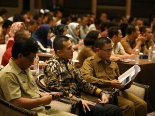 Wakil Gubernur (Wagub) Sumut Musa Rajekshah saat membuka rapat koordinasi (Rakor) Program Pembangunan dan Pemberdayaan Masyarakat Desa (P3MD) di Hotel Le Polonia Jalan Sudirman Medan, Selasa (3/3/2020).