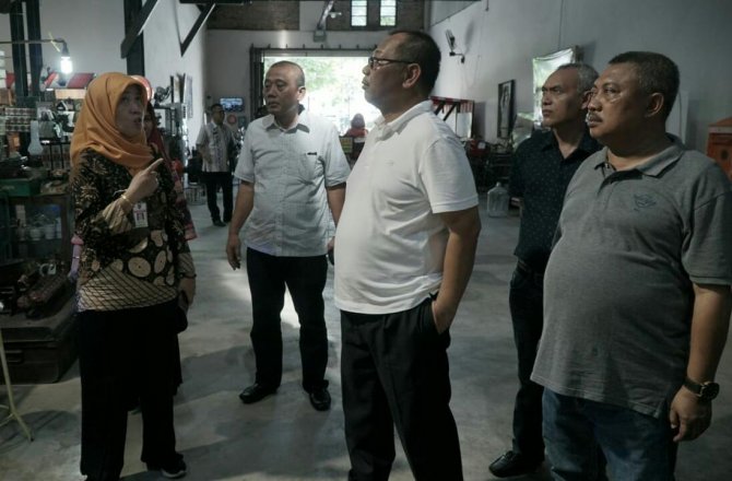 Plt Walikota Medan, Akhyar Nasution saat Berkunjung ke Malioboro, Yogyakarta.
