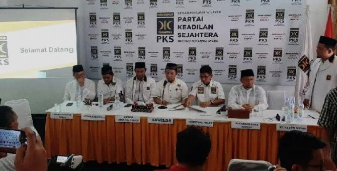 Soft Launching Calon Walikota, di Kantor DPW PKS Sumut, Medan, Kamis (12/3/2020).