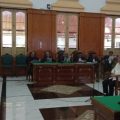 Dzulmi Eldin saat menjalani sidang di PN Medan, Kamis (12/3/2020).