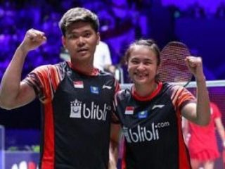 Pasangan ganda campuran Indonesia Praveen Jordan/Melati Daeva Oktavianti berhasil menjuarai All England 2020.