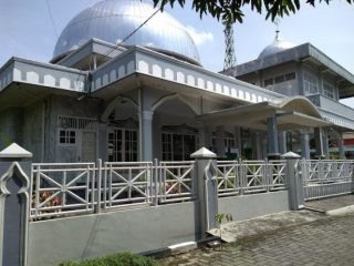 Ikhtiar,  Shalat Jumat di Medan Diisi Qunut Nazilah