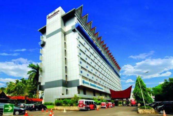 Hotel Danau Toba International Medan, Jalan Imam Bonjol, Medan