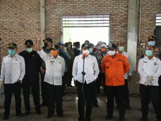 Gubsu Edy Tinjau 20 TKI Ilegal Malaysia di Tanjungbalai