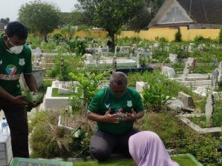 pengurus PSMS Medan ziarah ke makam mantan pemain, pelatih dan pengurus