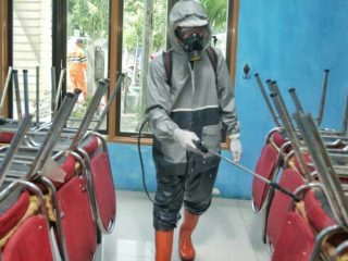 Penyemprotan Disinfektan
