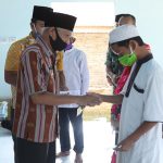 Bupati Asahan mengunjungi Mesjid Al-Ikhlas Desa Opa Padang Mahondang Kecamatan Pulau Rakyat.