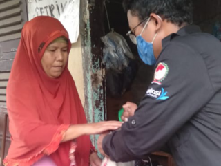 HMJ Kessos FISIP UMSU Gagas "Kencleng BaPer" untuk Warga Terdampak Covid-19