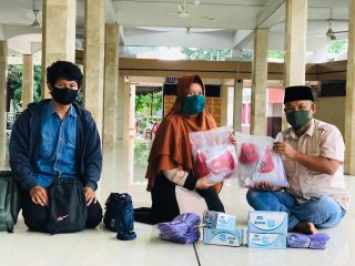 Program Sejuta Masker, Waketum DPP KNPI Salurkan ke IPM Sumut