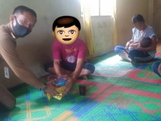 Penyaluran Bansos Sembako di Kec Wampu Lancar