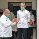 Akhyar Nasution saat menerima kunjungan kerja Tim Pansus Covid-19 DPRD Sumut di Posko Gugus Tugas Covid-19 Kota Medan, Gedung Serbaguna Dharma Wanita, Jalan Rotan, Kecamatan Medan Petisah, Rabu (27/5/2020).