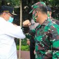 Akhyar Nasution bersama Dandim 0201BS Kol Inf Roy Hansen J Sinaga.