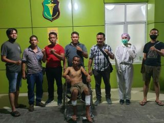 Bacok 2 Pria Tua, Midun Ditangkap Habis Nyabu