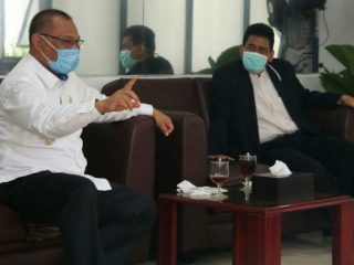 Plt Walikota Medan, Akhyar Nasution saat menerima Badan Musyawarah Perguruan Swasta (BMPS) Kota Medan di Balai Kota, Kamis (4/6/2020).