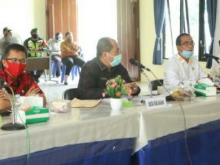 Tim II Panitia Khusus (pansus) Covid-19 DPRD Sumut saat lakukan kunjungan kerja di Tim Gugus Tugas Percepatan Penanganan Covid-19 Asahan.