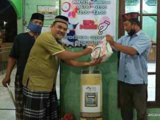 Peresmian Lumbung Al - Ikhlas oleh BKM Al Ikhlas Komplek Alam Patumbak Permai, Rabu (10/6/2020).