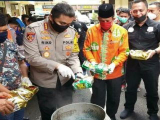 Pemusnahan sabu-sabu seberat 35 kg yang dipimpin Kapolrestabes Medan, Kombes Pol Riko Sunarko