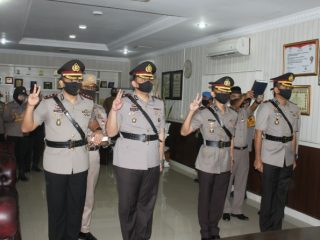 Kombes Riko Pimpin Sertijab 2 Kasatres dan 2 Kapolsek