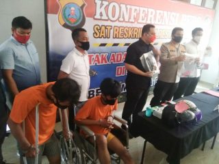 Konferensi pers terkait komplotan jambret 4 napi asimilasi dan satu tewas.