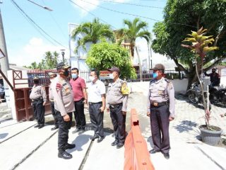 Kapolda Sumut Irjen Pol Martuani Sormin kunjungi Mapolsek Hamparan Perak, Selasa (16/06/20).