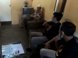Rumah Ketua Persatuan Tuna Netra Indonesia (Pertuni) Sumut Khairul Batubara menjadi salah satu tujuan utama monitoring pencoklitan