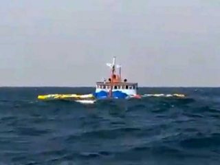 kapal Kargo ‎Camar 1 kandas di Selat Malaka, perairan Pulau Jemur, Kab Rokan Hilir, Provinsi Riau